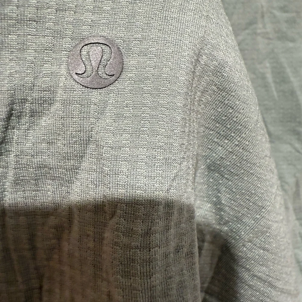 Lululemon Athletica Light Gray Quarter-Zip Pullover large - Picture 5 of 8